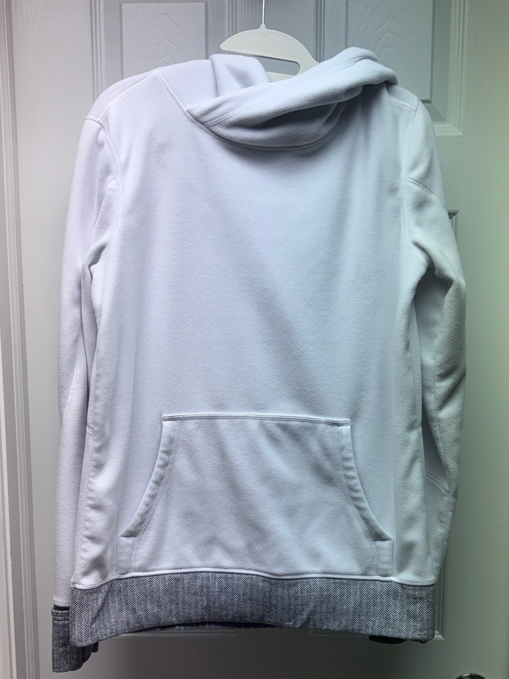 Lululemon White Hooded Pullover Sweatshirt Size 8 Cozy Athleisure